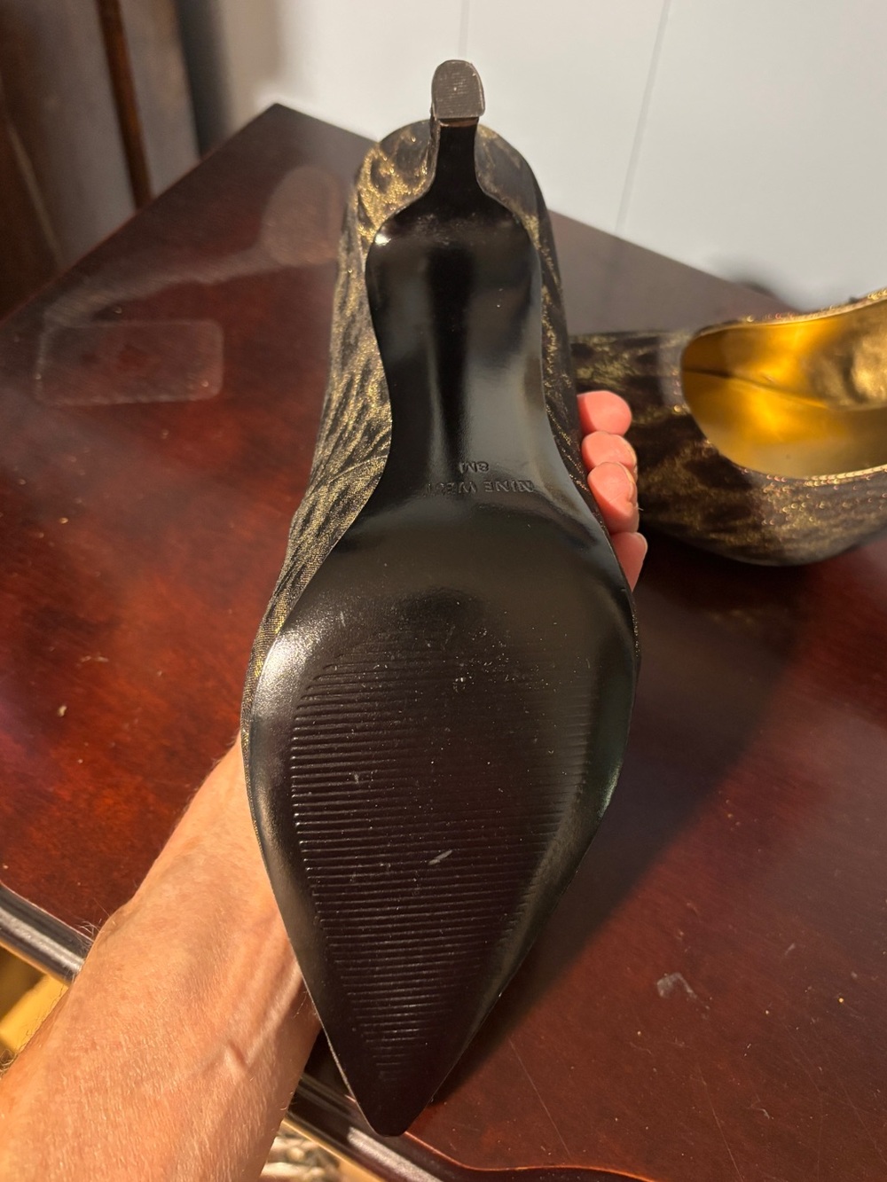 Nine West Gold and Black Leopard-Effect Pointed-Toe Pumps 8 - Picture 5 of 9